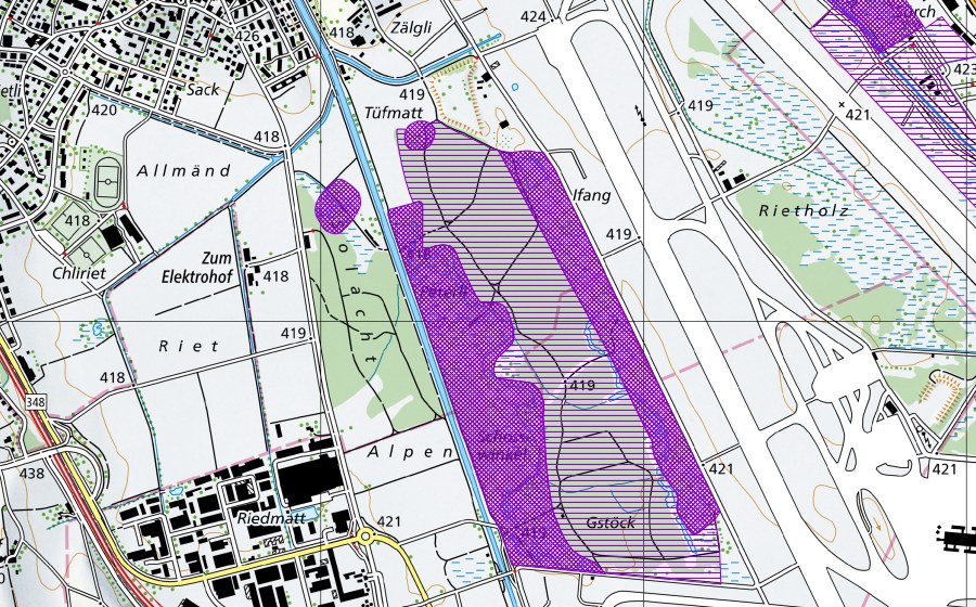 swisstopo national map showing the protected perimeter of Glattaltlaufgebiet Schlosswinkel-Peterli-Solachten (Amphibian spawning site)