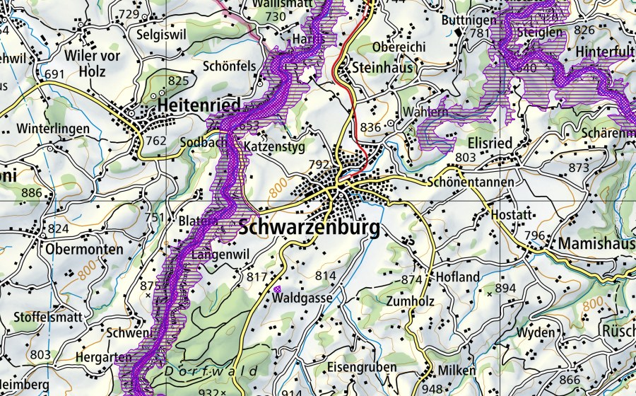 Carte nationale swisstopo avec le périmètre protégé de Sense- und Schwarzwassergraben (Site de reproduction de batraciens)
