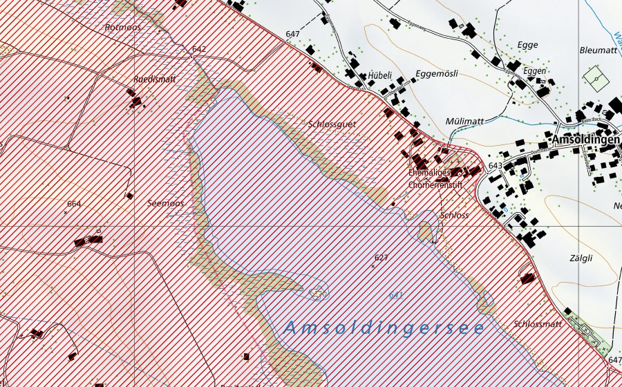 Landeskarte swisstopo mit dem Schutzperimeter von Amsoldinger- und Übeschisee (BLN-Landschaft)