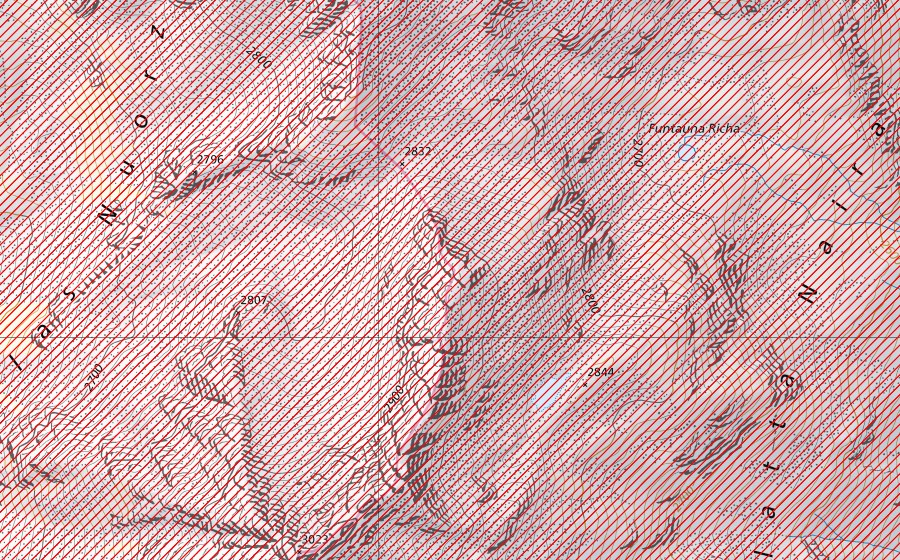 Carte nationale swisstopo avec le périmètre protégé de Kesch-Ducan-Gebiet (Paysage IFP)