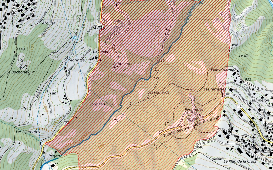 swisstopo national map showing the protected perimeter of Pyramides d’Euseigne (BLN landscape)