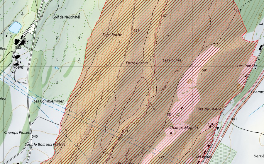 swisstopo national map showing the protected perimeter of Roches de Châtollion (BLN landscape)