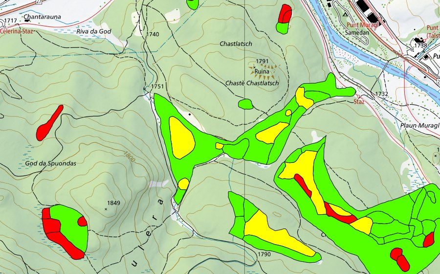 swisstopo national map showing the protected perimeter of Choma Suot-Palüd Chapè (Raised bog)