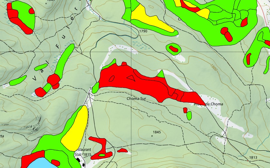 swisstopo national map showing the protected perimeter of Choma Sur (Raised bog)