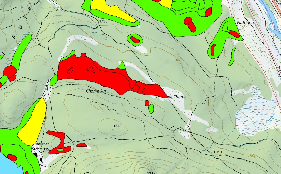Landeskarte swisstopo mit dem Schutzperimeter von Choma Sur (Hochmoor)