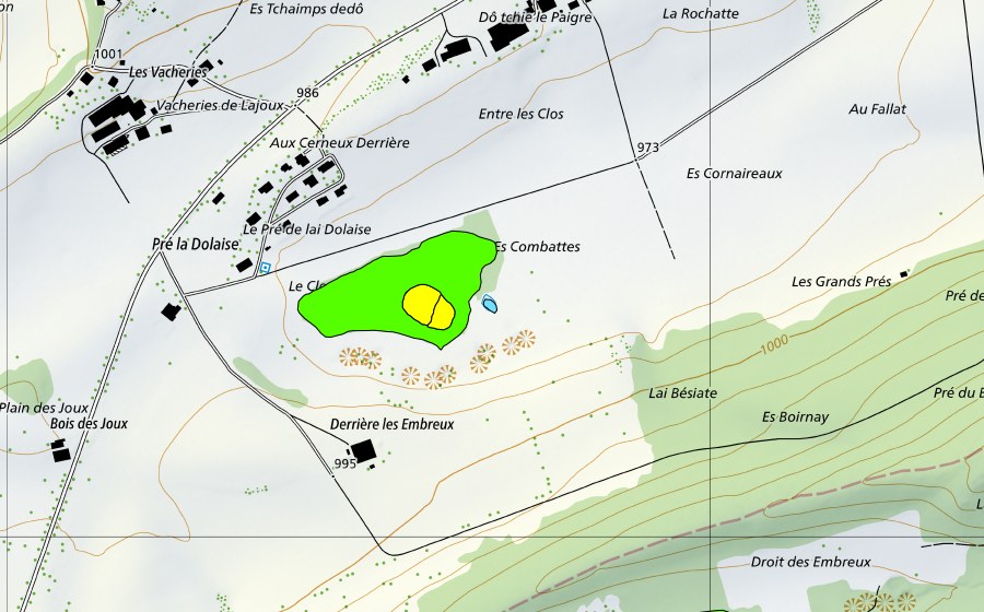 Carte nationale swisstopo avec le périmètre protégé de Derrière les Embreux (Haut-marais)