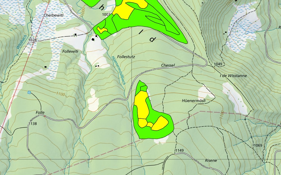 Carte nationale swisstopo avec le périmètre protégé de Follenwald im Krienser Hohwald (Haut-marais)