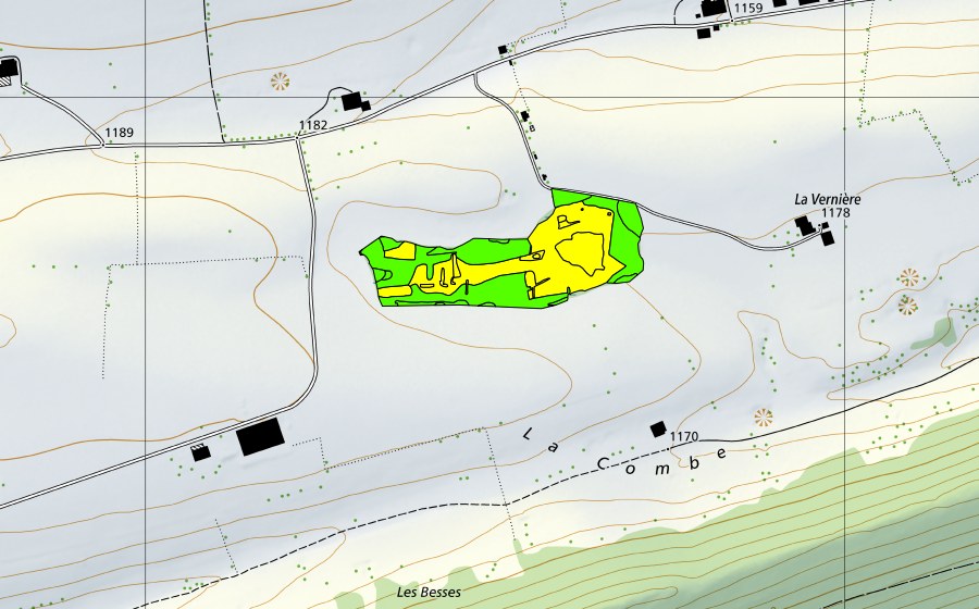 swisstopo national map showing the protected perimeter of Le Marais de la Joux du Plâne (Raised bog)