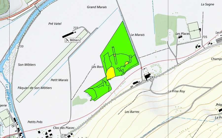 swisstopo national map showing the protected perimeter of Le Marais/Les Bochats (Raised bog)