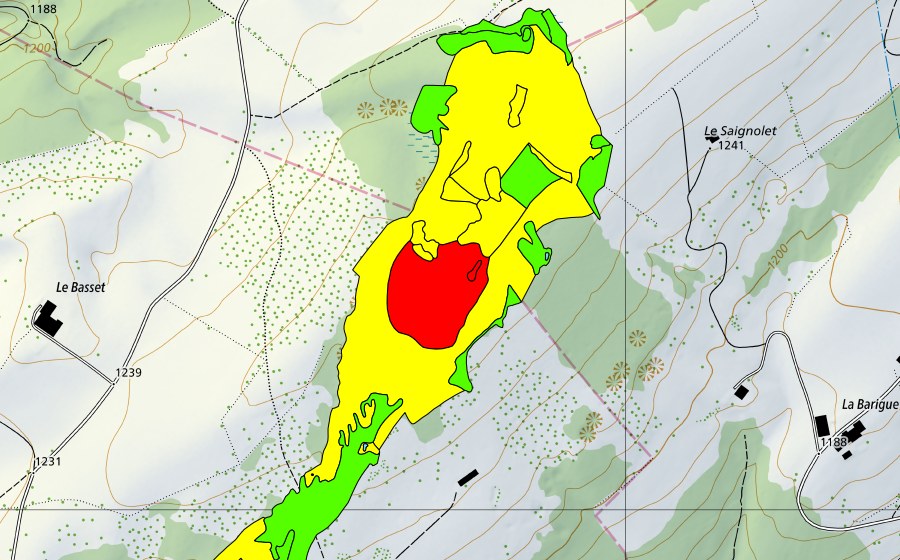swisstopo national map showing the protected perimeter of Les Saignolis (Raised bog)