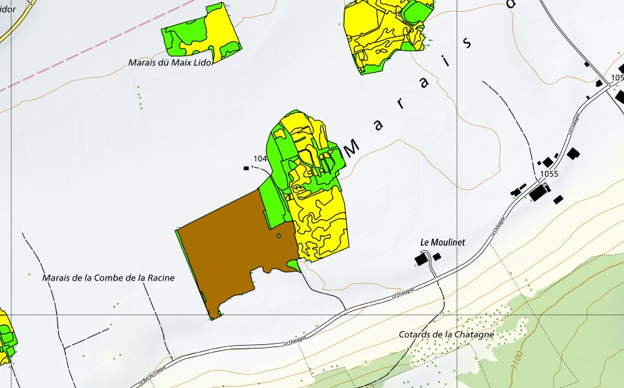 swisstopo national map showing the protected perimeter of Marais de la Châtagne (Raised bog)