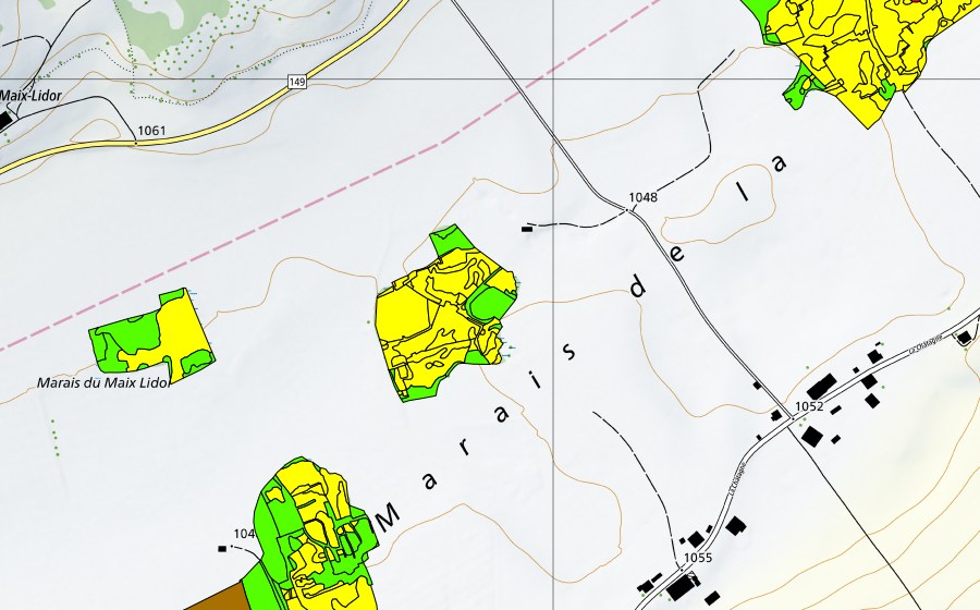 swisstopo national map showing the protected perimeter of Marais de la Châtagne (Raised bog)