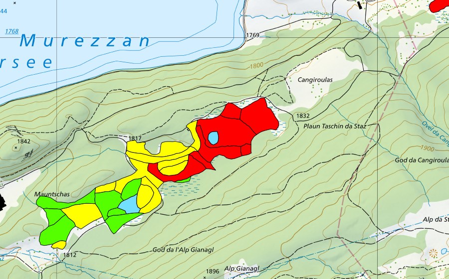 Landeskarte swisstopo mit dem Schutzperimeter von Mauntschas (Hochmoor)