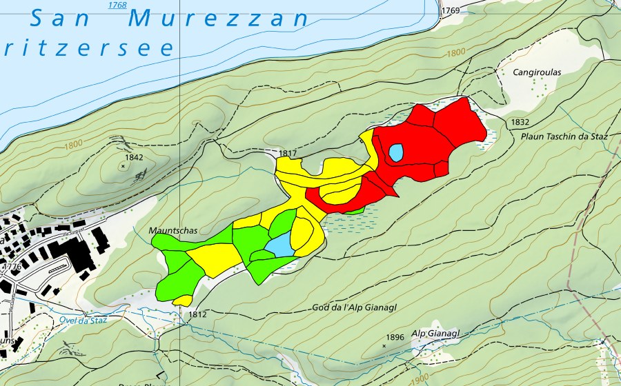 Carte nationale swisstopo avec le périmètre protégé de Mauntschas (Haut-marais)