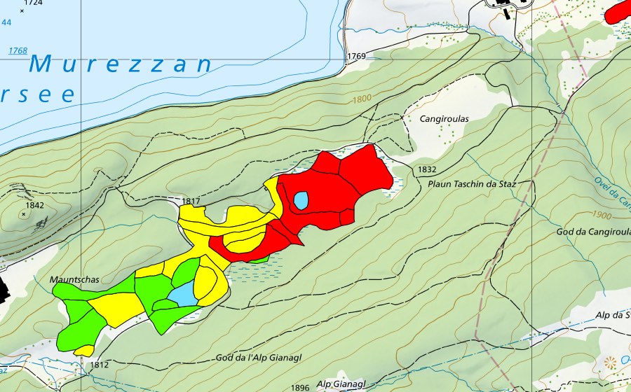 swisstopo national map showing the protected perimeter of Mauntschas (Raised bog)