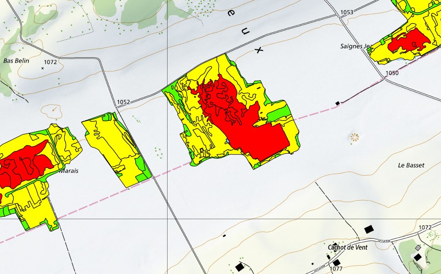 swisstopo national map showing the protected perimeter of Tourbières du Cachot (Le Marais/Marais Rouge) (Raised bog)