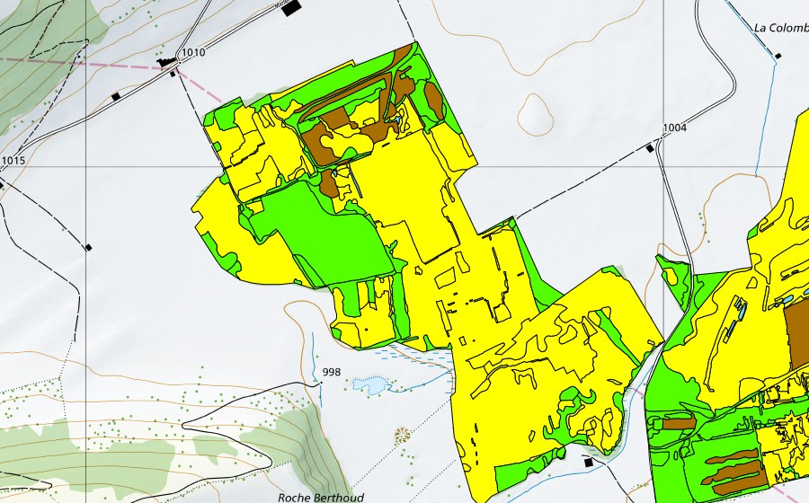 Carte nationale swisstopo avec le périmètre protégé de Vallée des Ponts-de-Martel (Bois des Lattes/Marais Rouge) (Haut-marais)