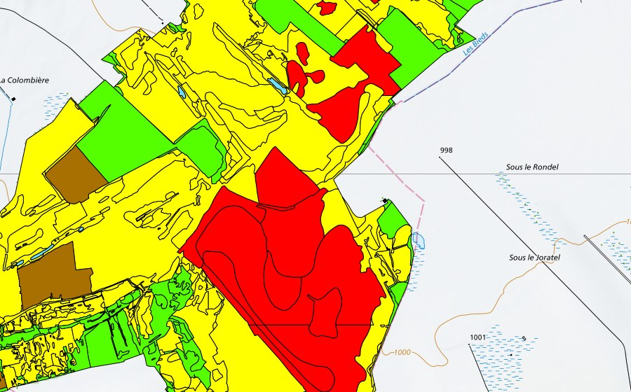 swisstopo national map showing the protected perimeter of Vallée des Ponts-de-Martel (Bois des Lattes/Marais Rouge) (Raised bog)