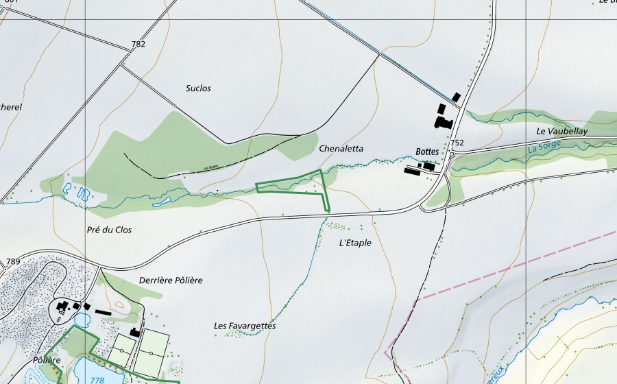 swisstopo national map showing the protected perimeter of L'Etaple (Nature reserve)