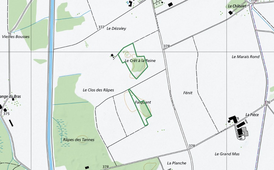 Carte nationale swisstopo avec le périmètre protégé de Le Crêt à la Reine (Réserve naturelle)