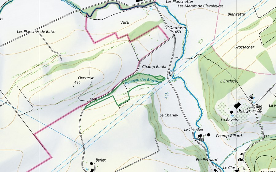 Carte nationale swisstopo avec le périmètre protégé de Overesses (Réserve naturelle)