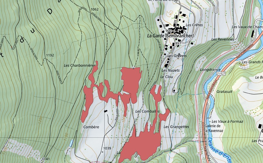 Carte nationale swisstopo avec le périmètre protégé de Combère (Prairie sèche)