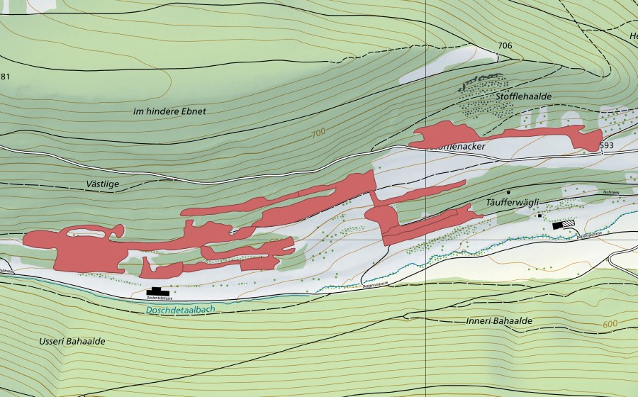 Carte nationale swisstopo avec le périmètre protégé de Dostental (Prairie sèche)