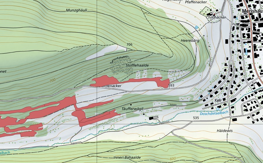 Carte nationale swisstopo avec le périmètre protégé de Dostental (Prairie sèche)