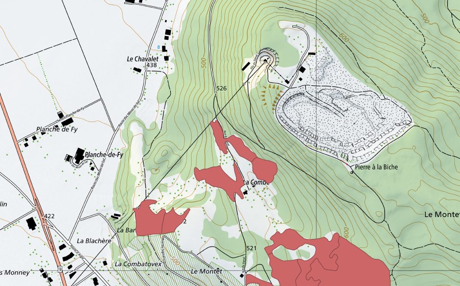 Carte nationale swisstopo avec le périmètre protégé de La Combe (Prairie sèche)