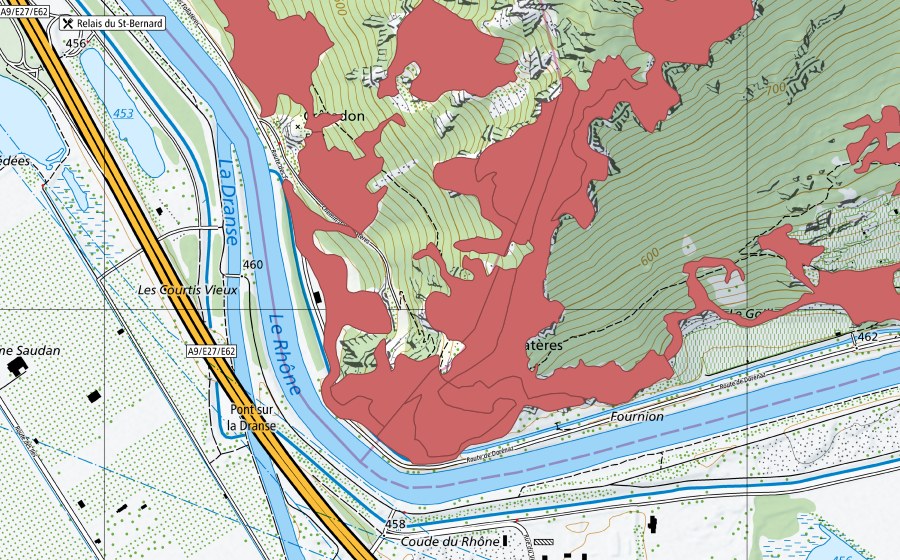 swisstopo national map showing the protected perimeter of Les Follatères (Dry meadow)
