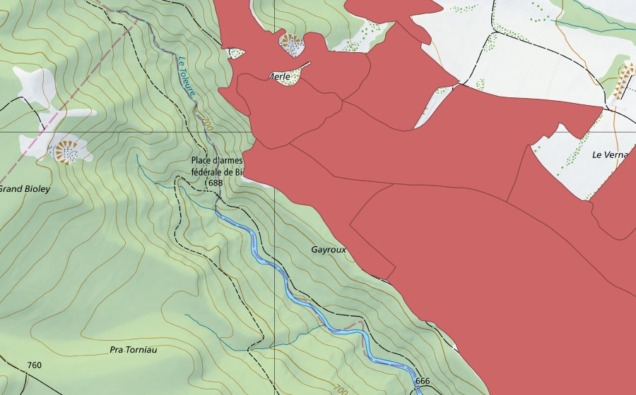 Carte nationale swisstopo avec le périmètre protégé de Sur Champagne (Prairie sèche)