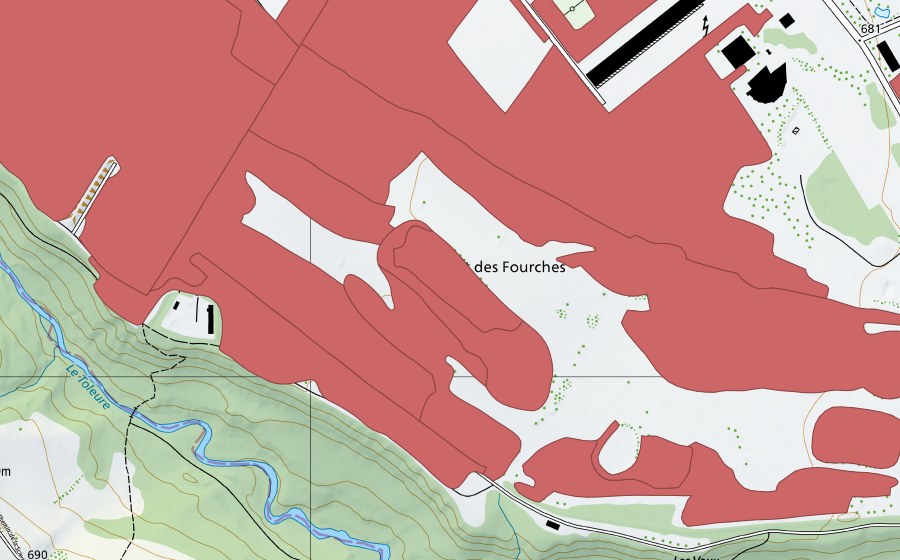 Landeskarte swisstopo mit dem Schutzperimeter von Sur Champagne (Trockenwiese)
