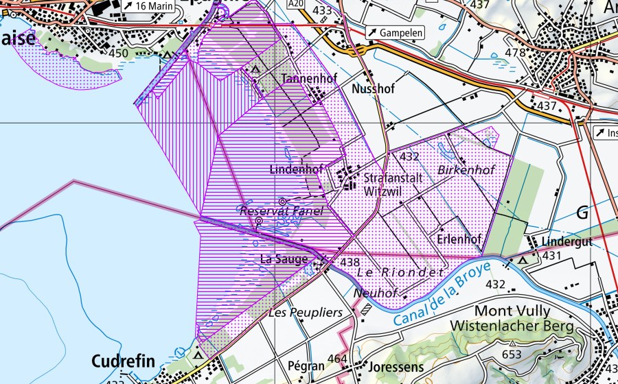 Carte nationale swisstopo avec le périmètre protégé de Fanel jusqu'à Chablais de Cudrefin, Pointe de Marin (BE,FR,VD,NE) (Réserve d’oiseaux d’eau)